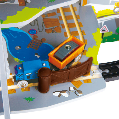 Mighty Mountain Mine Train Set