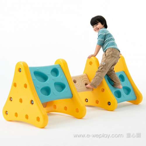 Weplay Over The Mountain Set